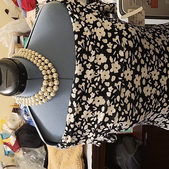 POOF NEW YORK.      The body suits - Picture 6 of 6